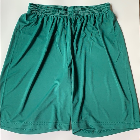 NWT Alo Sport Performance 9 inch Shorts Small - Picture 2 of 3